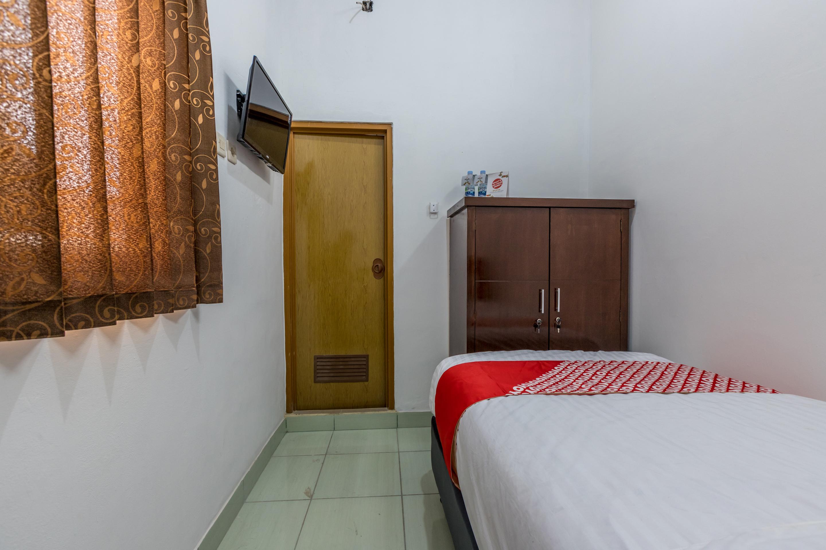 Super Oyo 1487 Residence Khoe Jakarta Exterior foto